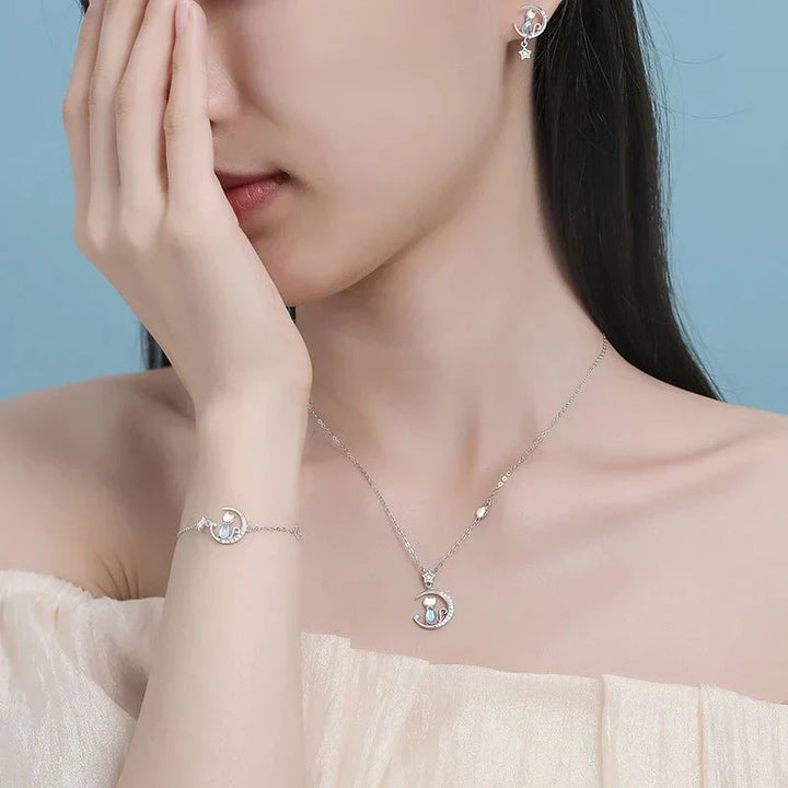 Náušnice ve tvaru kočky s lunární a hvězdnou dekorací ze stříbra 925 se zirkony