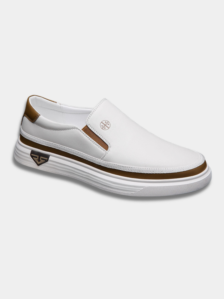 DUMONT LYON | LEIGHTWEIGHT MINIMALIST SLIP-ONS