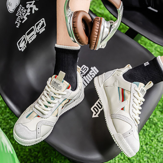 DUMONT LYON | VINTAGE SNEAKERS